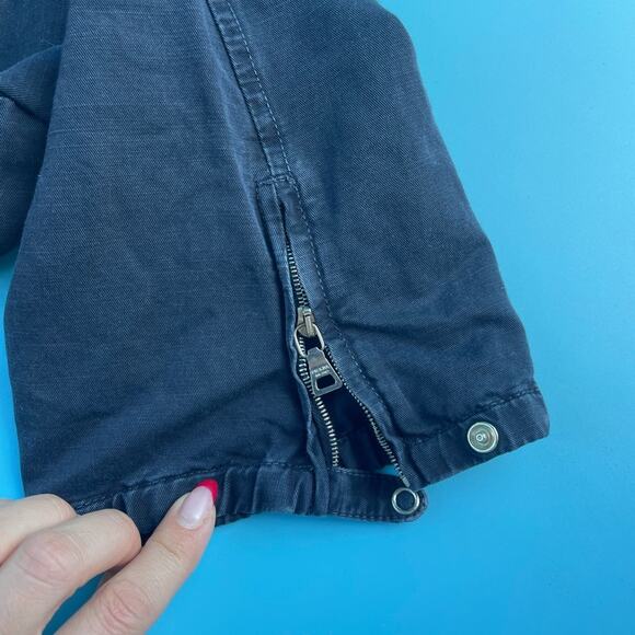 Prada Womens Navy Blue Cotton & Linen Ankle Zip Pull On Skimmer Shorts Size 38 - Picture 3 of 8